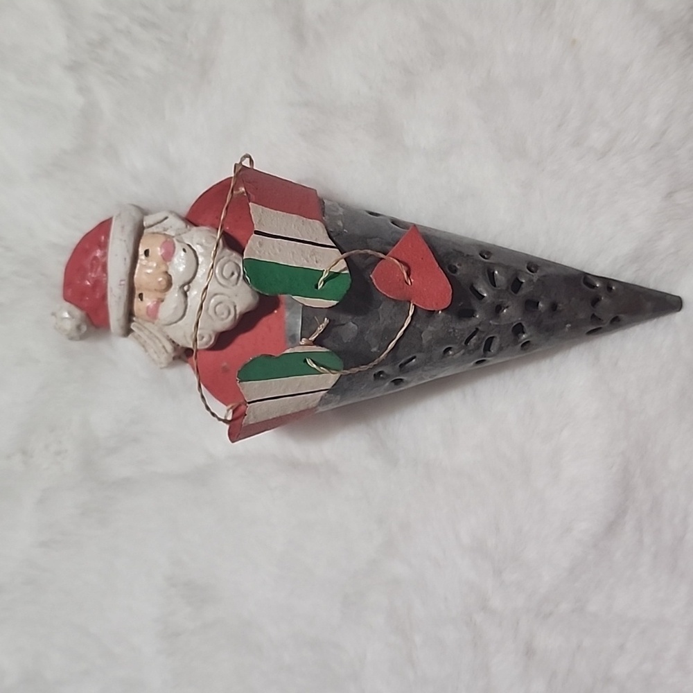 VINTAGE HANDMADE CHRISTMAS ORNAMENTS 🎄 - Picture 2 of 7